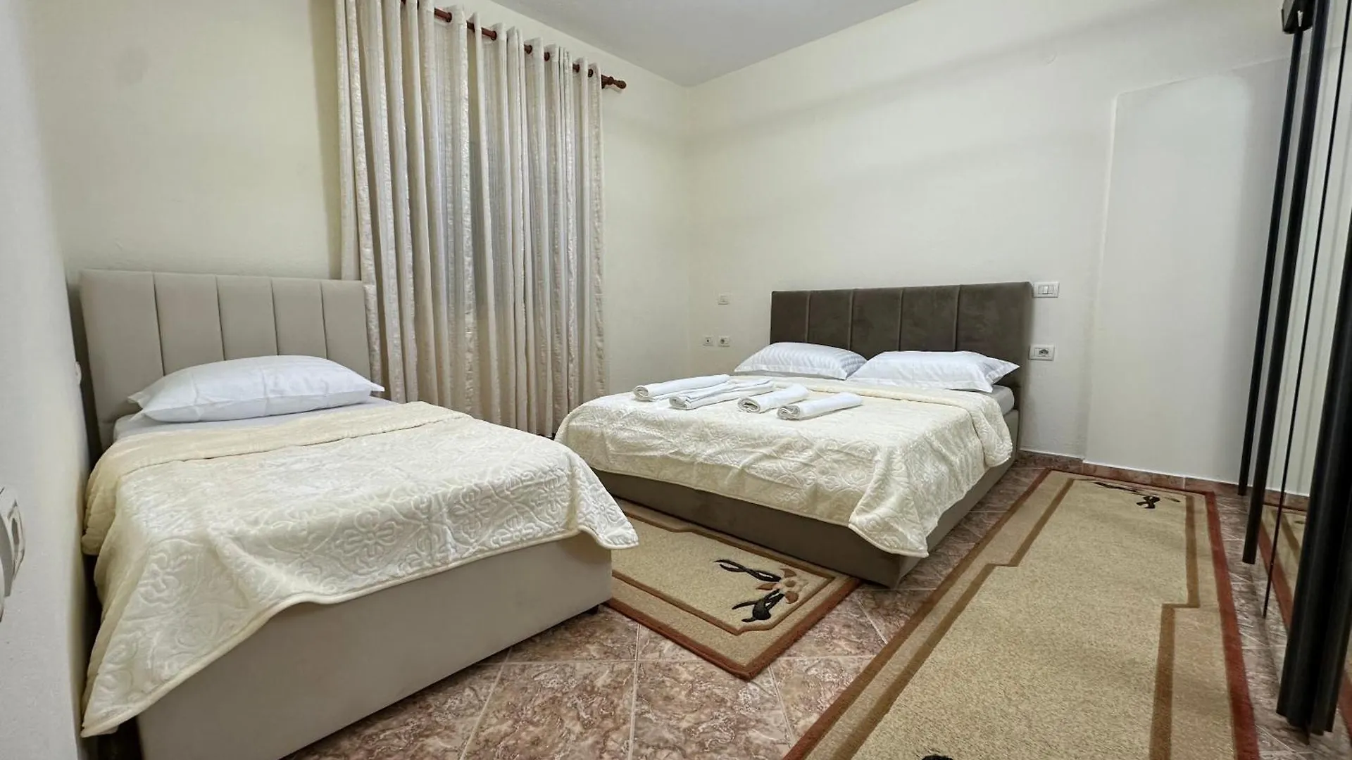 דירה טיראנה Mandi Apartament